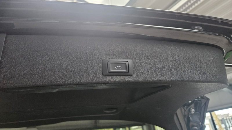 Audi Q2 2.0 TDI 35 TDI advanced Navi AppleCarPlay PDC — photo 7