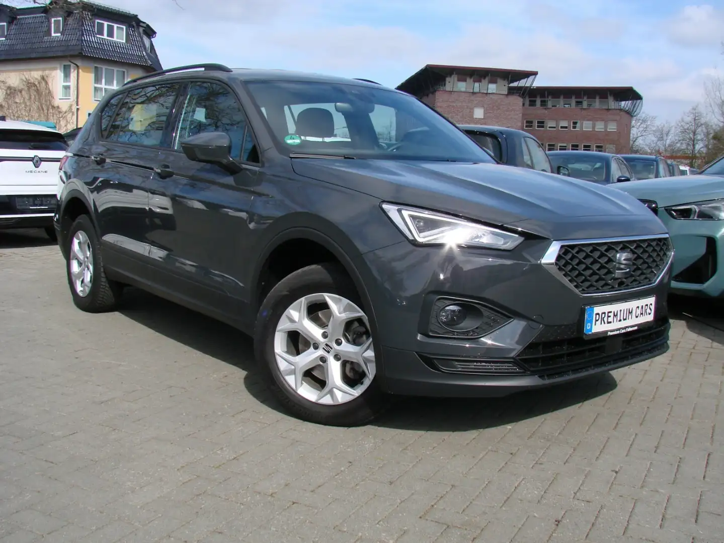 SEAT Tarraco 2.0TDi Style 7-Sitzer ACC Navi Kamera AHK Grau - 1