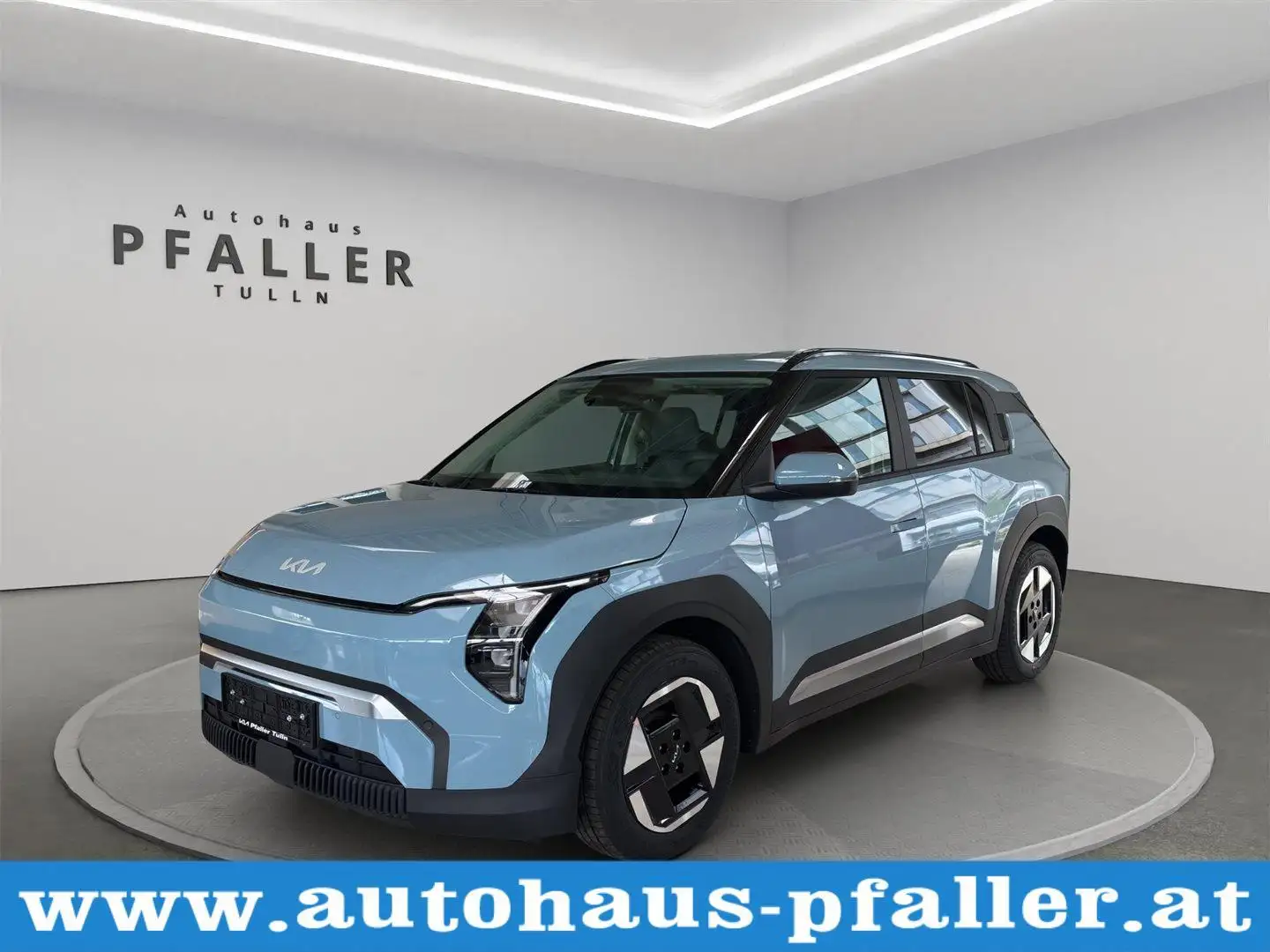 Kia EV3 /EARTH PLUS/81,4KWH/FWD/204 Blau - 1