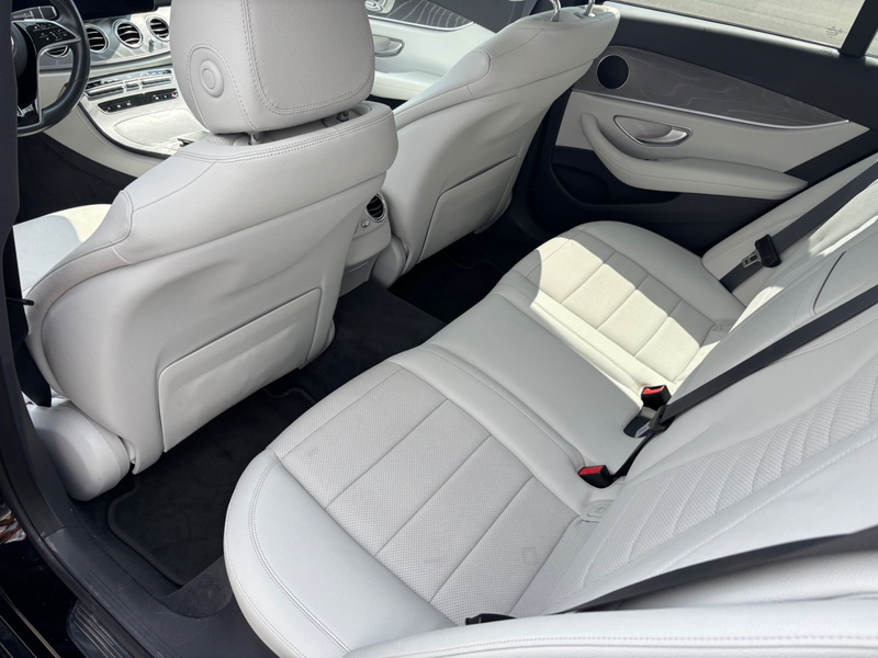 Mercedes-Benz E 300 de T-Modell 4Matic ALU 360 Grad Kamera — photo 11