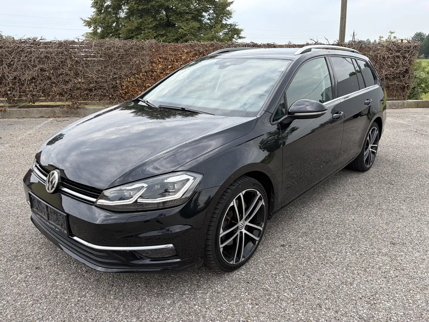 Volkswagen Golf Variant Highline 1,5 TSI DSG ACT - 1