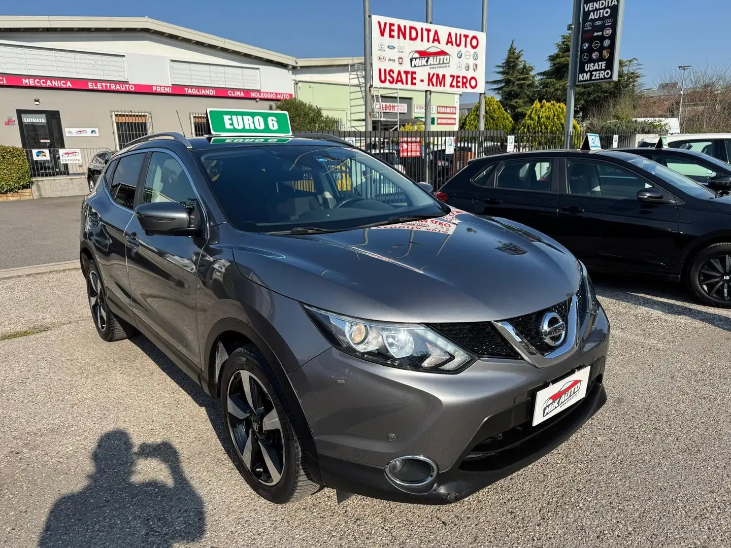 Nissan Qashqai Qashqai 1.5 dci 360 110cv E6 110mila KM Gris - 2
