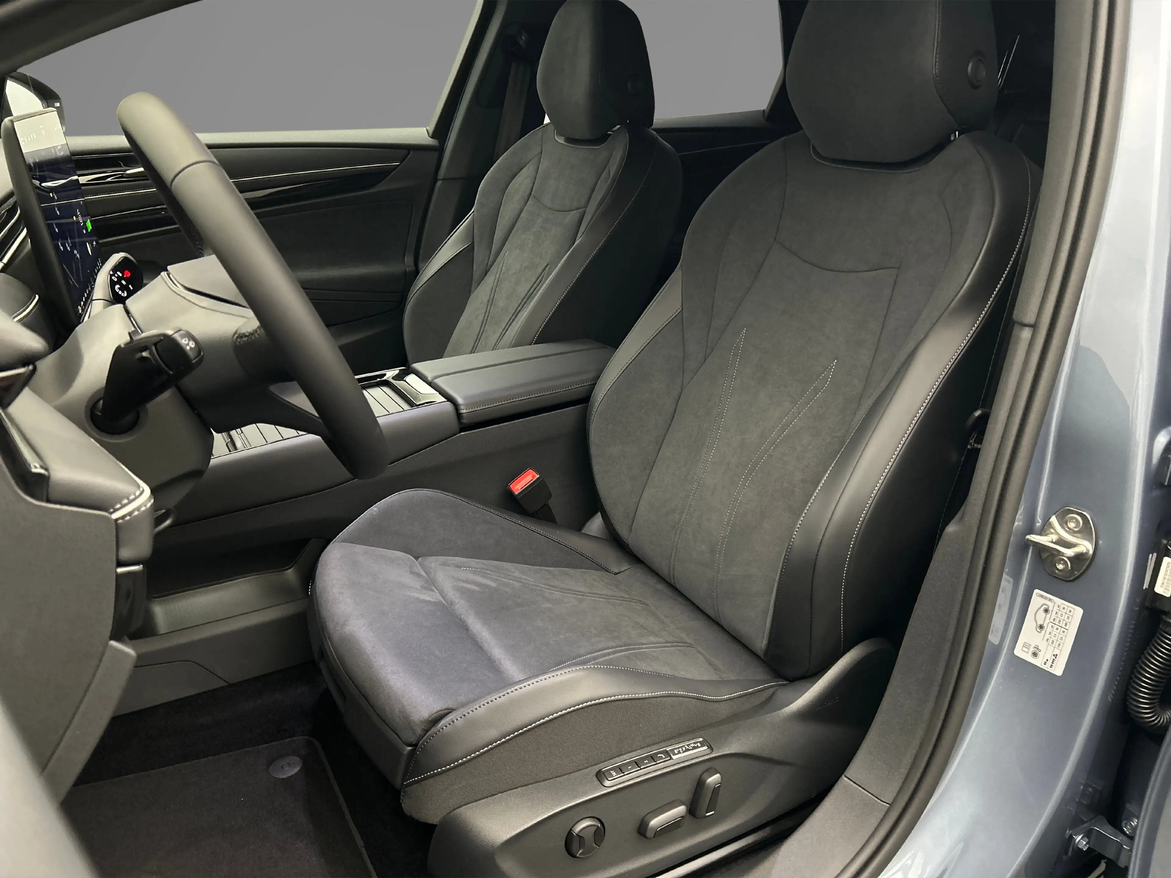 Volkswagen ID.7 Tourer Elektromotor 77 kWh 286pk Limited Edition P — photo 5