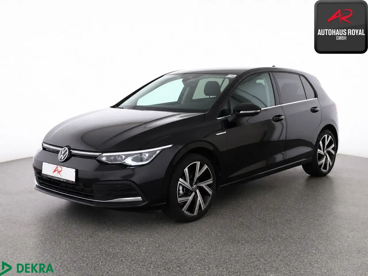 Volkswagen Golf VIII 1.5 eTSI STYLE MASSAGE,MEMORY,ACC,1.HD