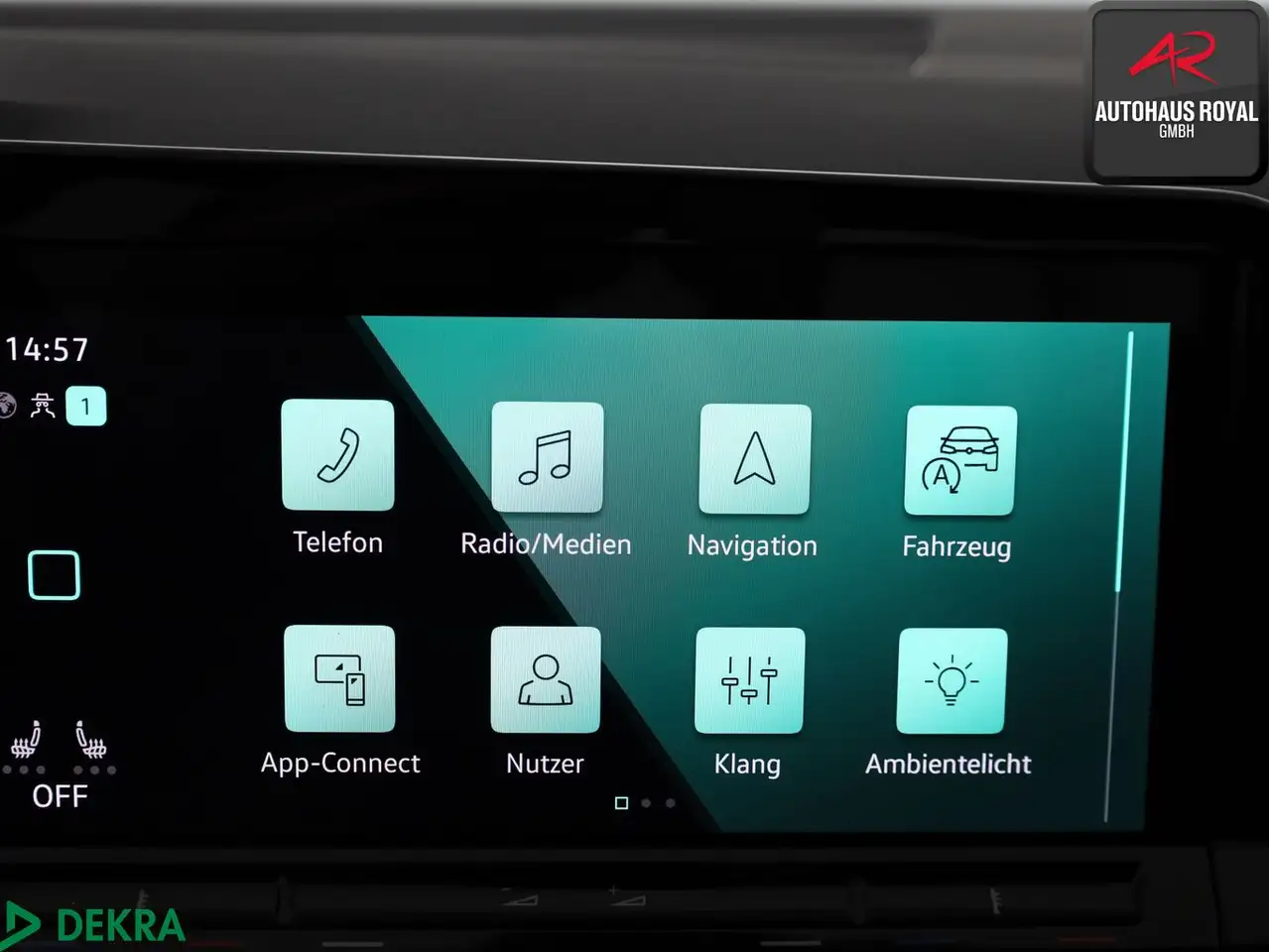 Volkswagen Golf VIII 1.5 eTSI STYLE MASSAGE,MEMORY,ACC,1.HD, миниатюра 19