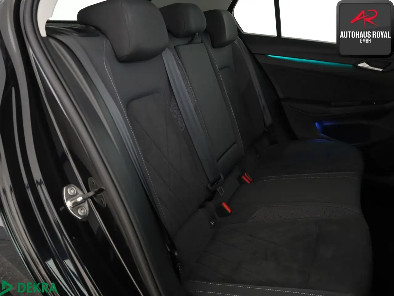 Volkswagen Golf VIII 1.5 eTSI STYLE MASSAGE,MEMORY,ACC,1.HD, миниатюра 12