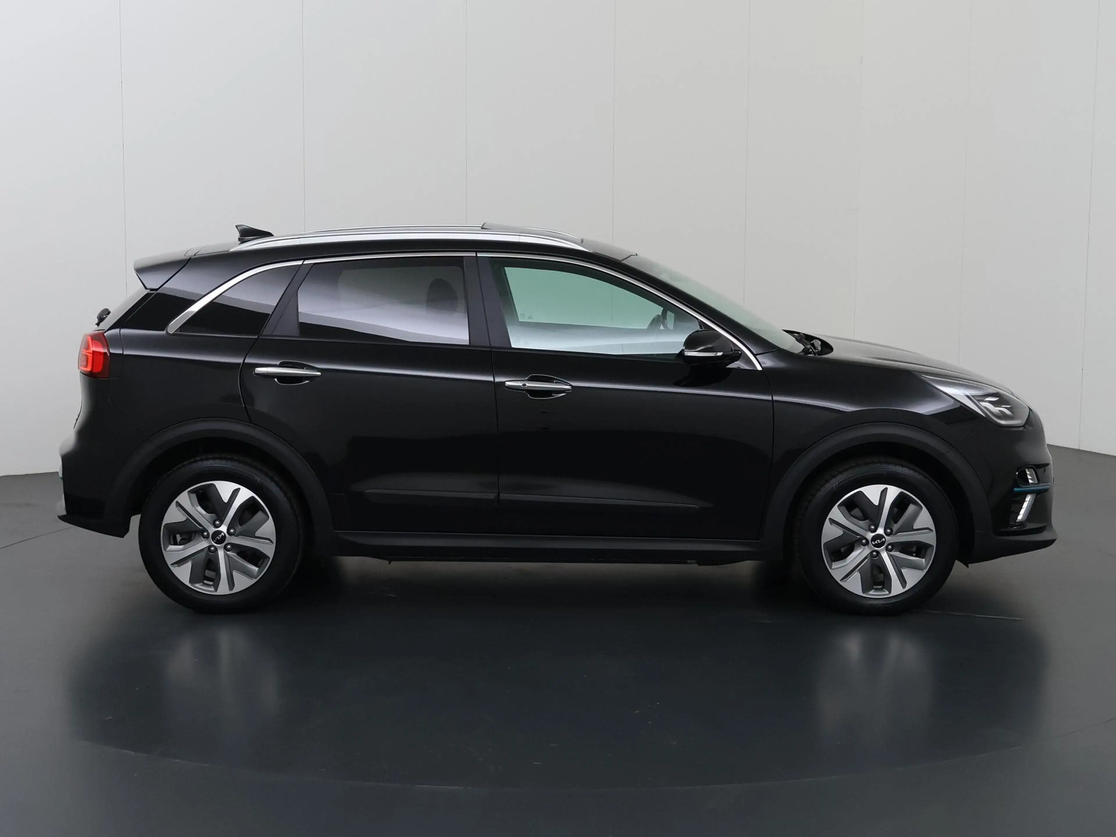 Kia e-Niro ExecutiveLine 64 kWh | Schuif/Kanteldak | Lederen — photo 6