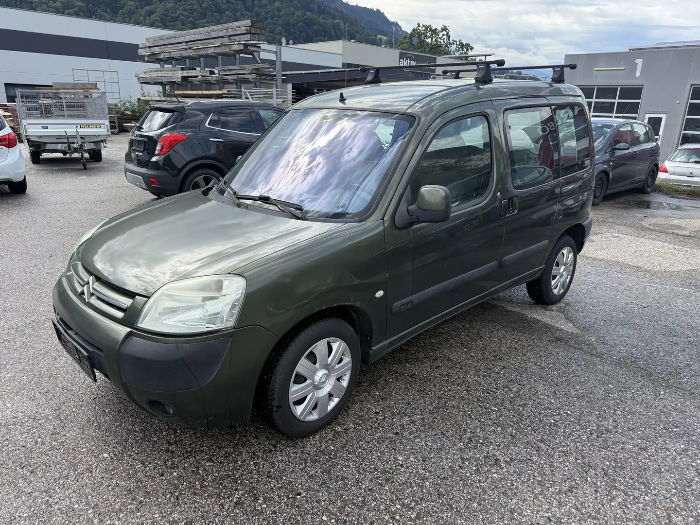 Citroen Berlingo XTR FAM 2,0 HDI - 1