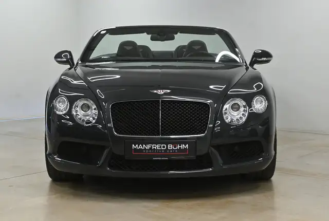 Bentley Continental view 12