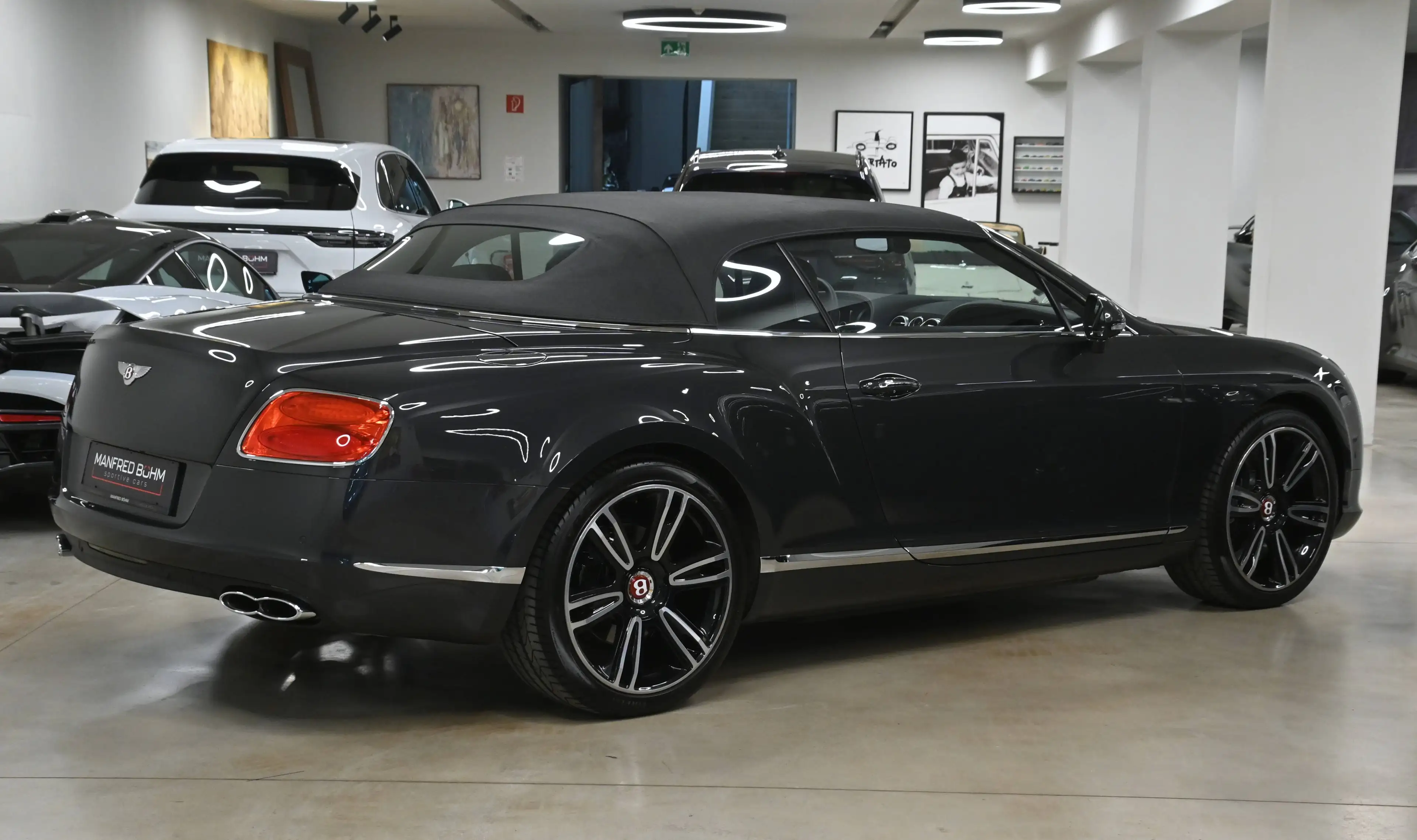 Bentley Continental Continental GT V8 Cabrio — photo 3