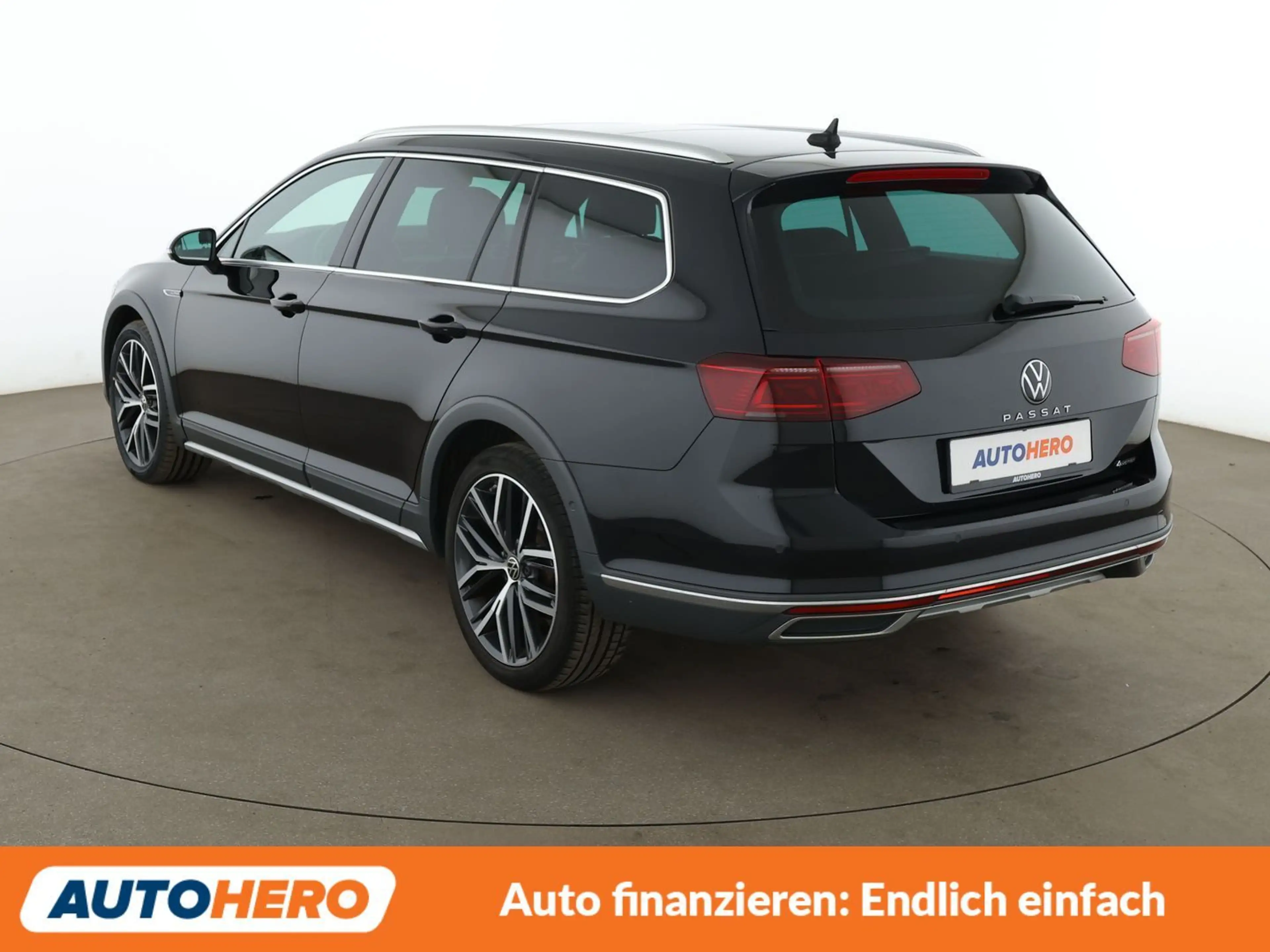 Volkswagen Passat Alltrack 2.0 TDI 4Motion Aut.*NAVI*HUD* — photo 4