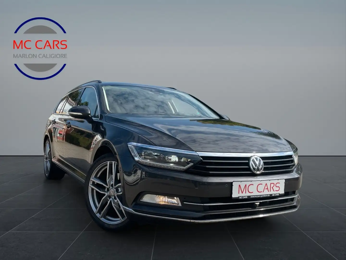 Volkswagen Passat Variant Comfortline BMT 4Motion Grau - 1