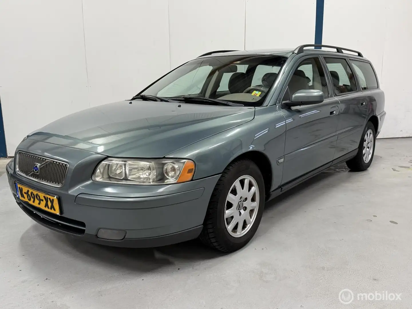 Volvo V70 2.4 Edition I LEER Azul - 1