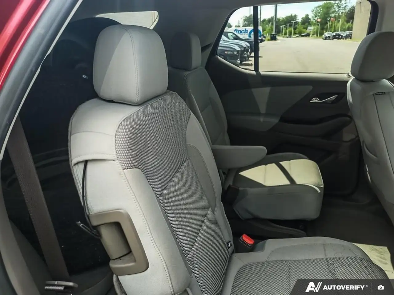 Chevrolet Traverse photo Chevrolet Traverse
