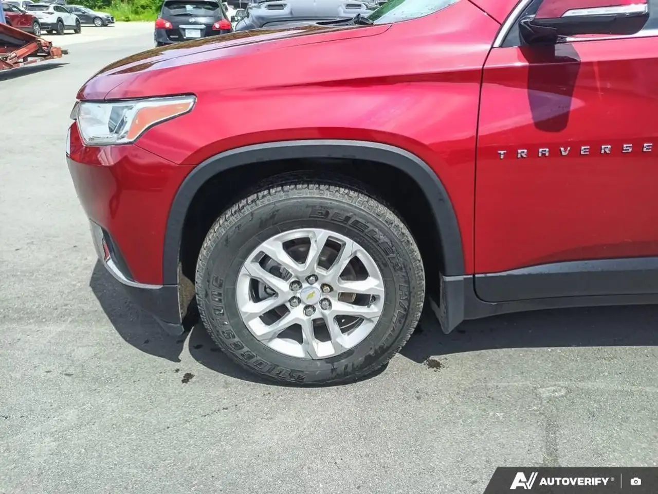 Chevrolet Traverse photo Chevrolet Traverse