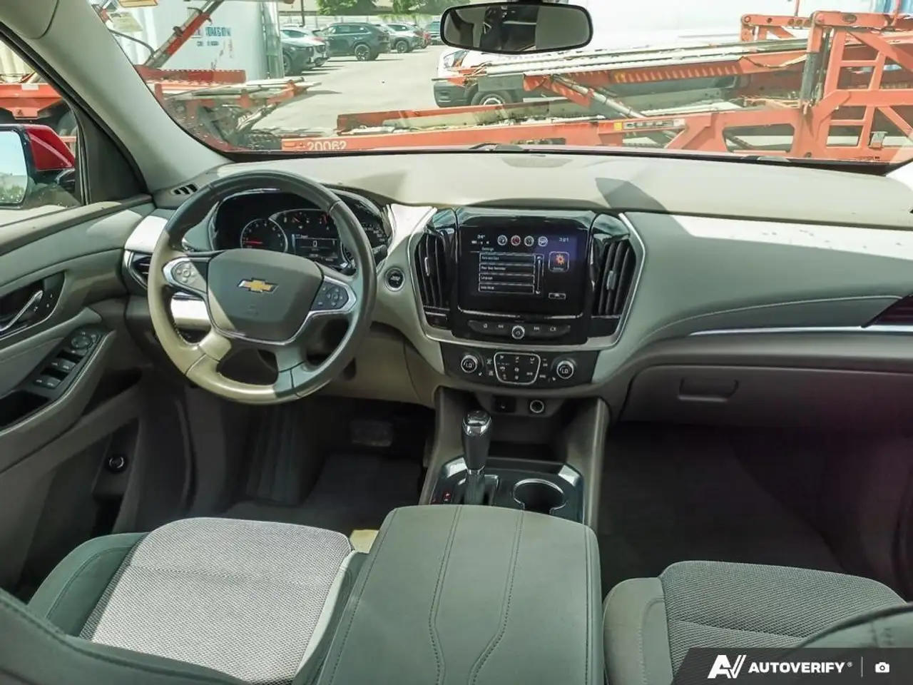 Chevrolet Traverse photo Chevrolet Traverse