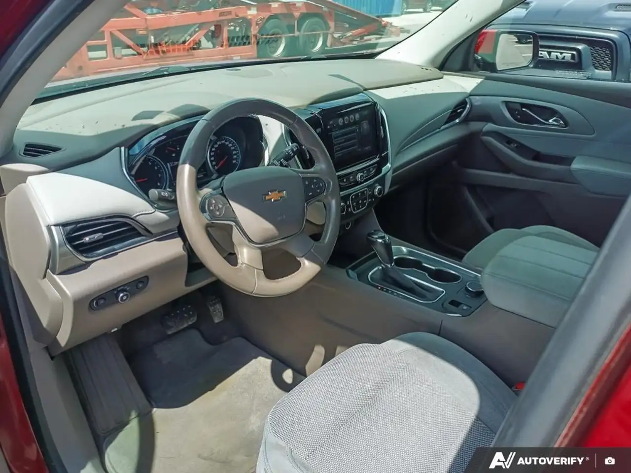 Chevrolet Traverse photo Chevrolet Traverse