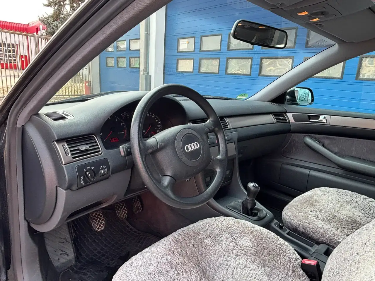 Audi A6 2.4, foto 10