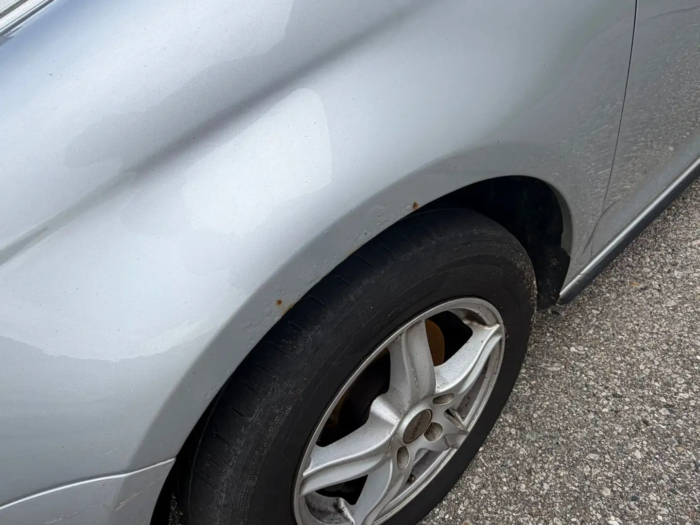 Volkswagen Jetta 1,9 Comfortline TDI DPF - 2