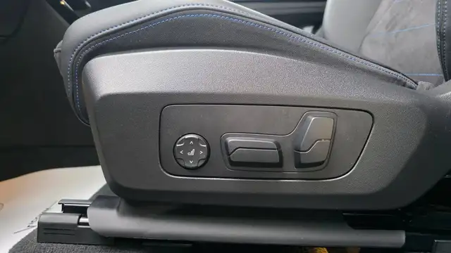 BMW X1 view 13