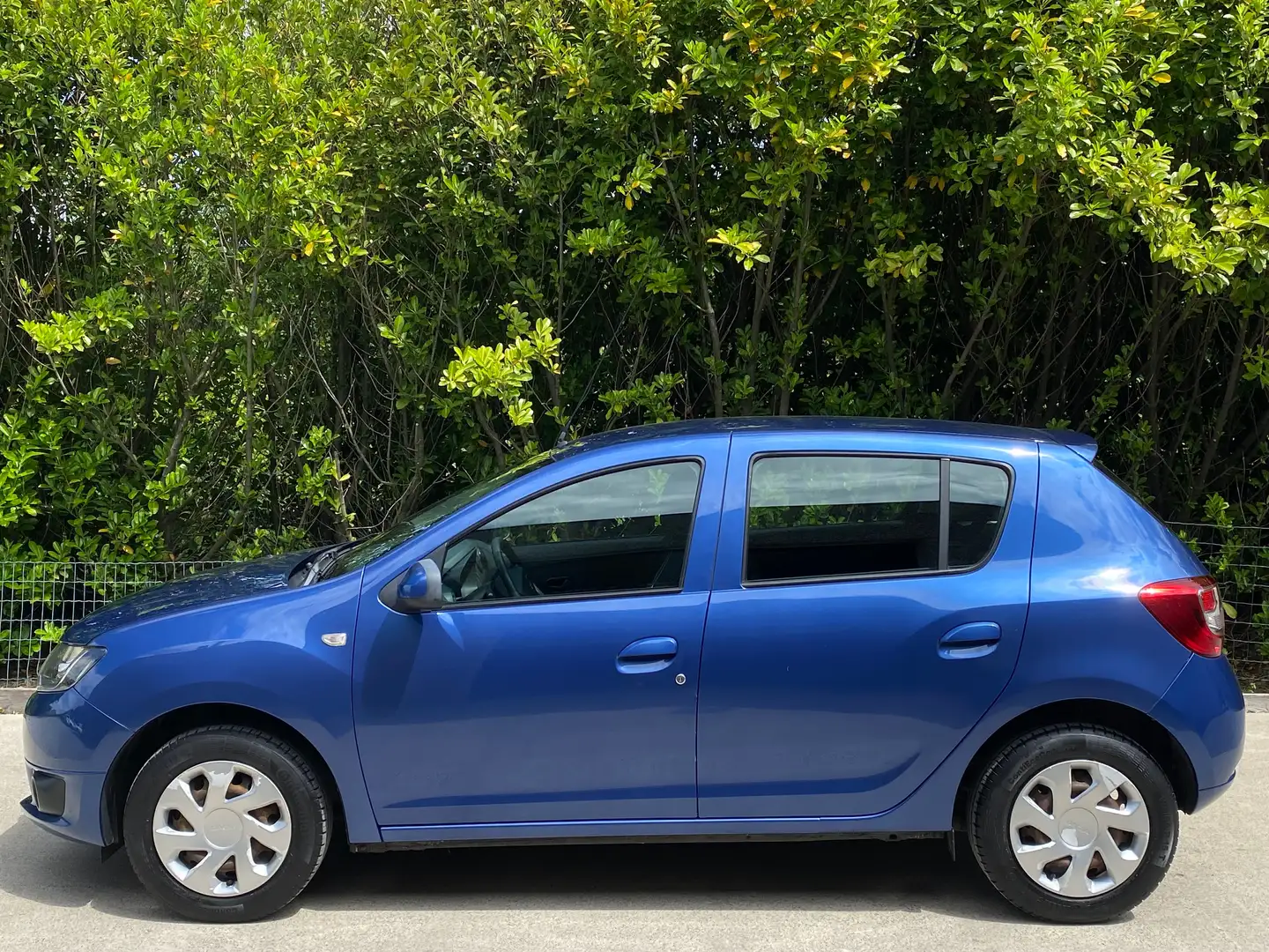 Dacia Sandero 1.2i / FAIBLE KM / AIRCO / NAVIGATION / GARANTIE!! Azul - 2