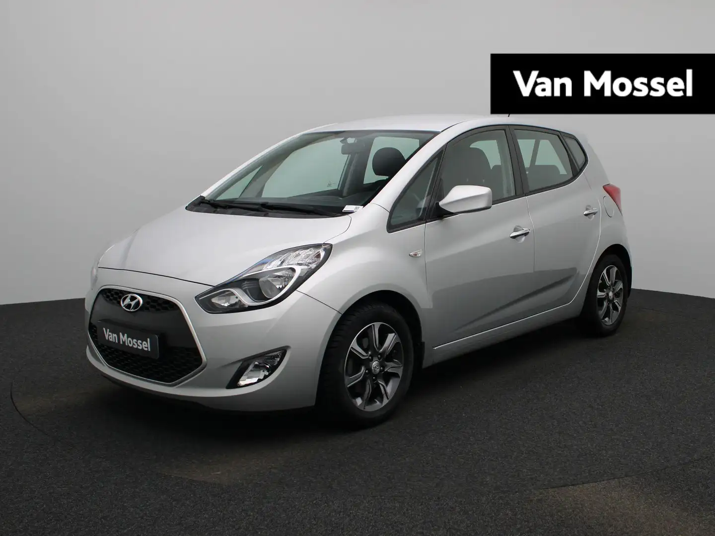 Hyundai iX20 1.6i 92kW ISG Pop | Bluetooth | Cruise | PDC | Sle Gri - 1