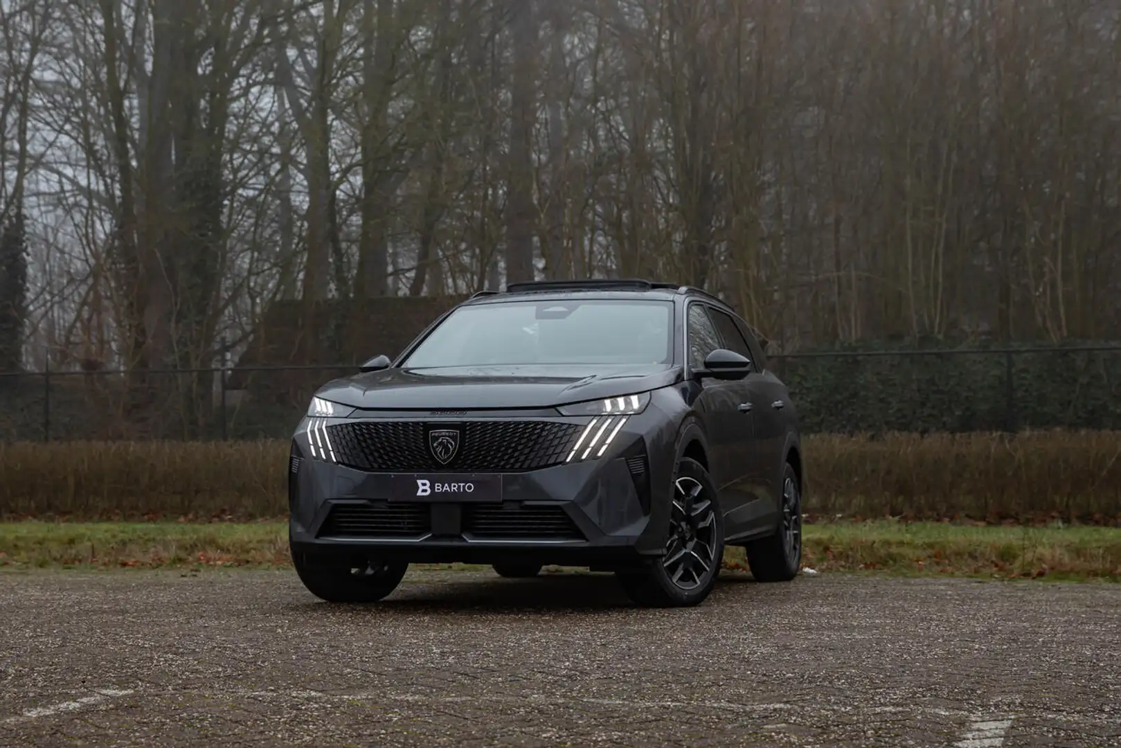 Peugeot 5008 GT | MHEV 145pk | Pano | Massage | 7-zit | 360°... Grijs - 1