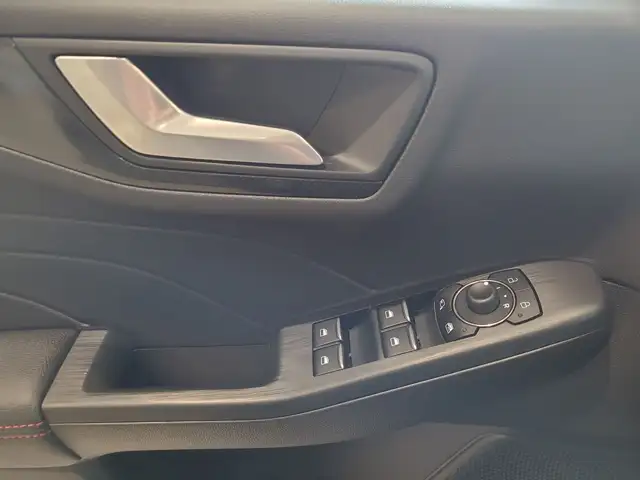 Ford Kuga view 8