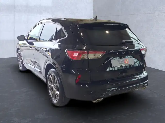 Ford Kuga view 3