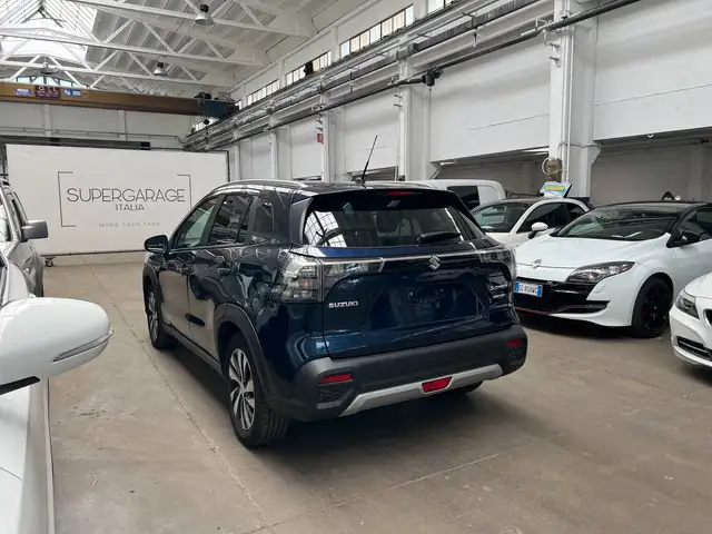 Suzuki S-Cross view 5
