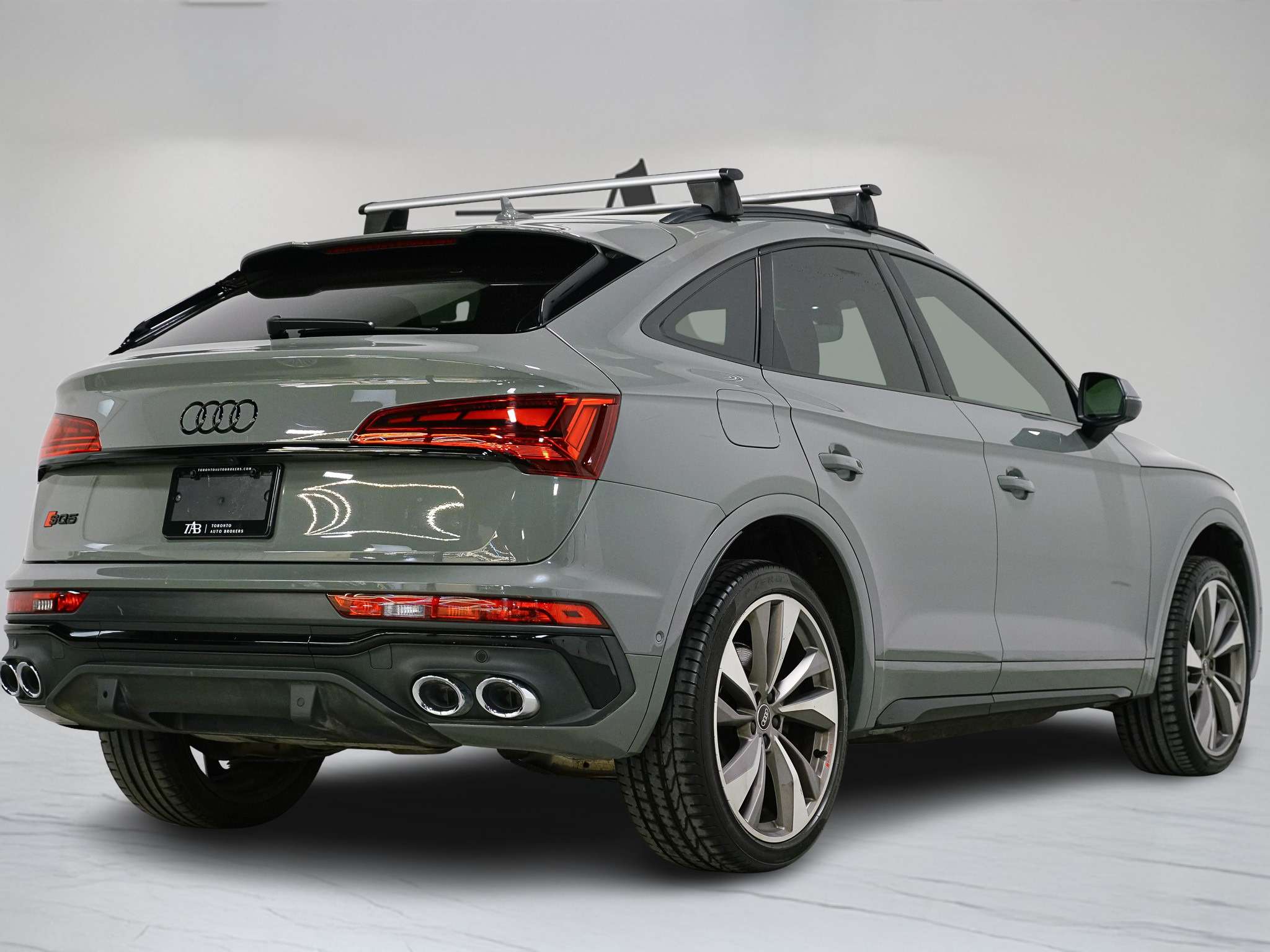 used 2022 Audi SQ5 car, priced at $42,900