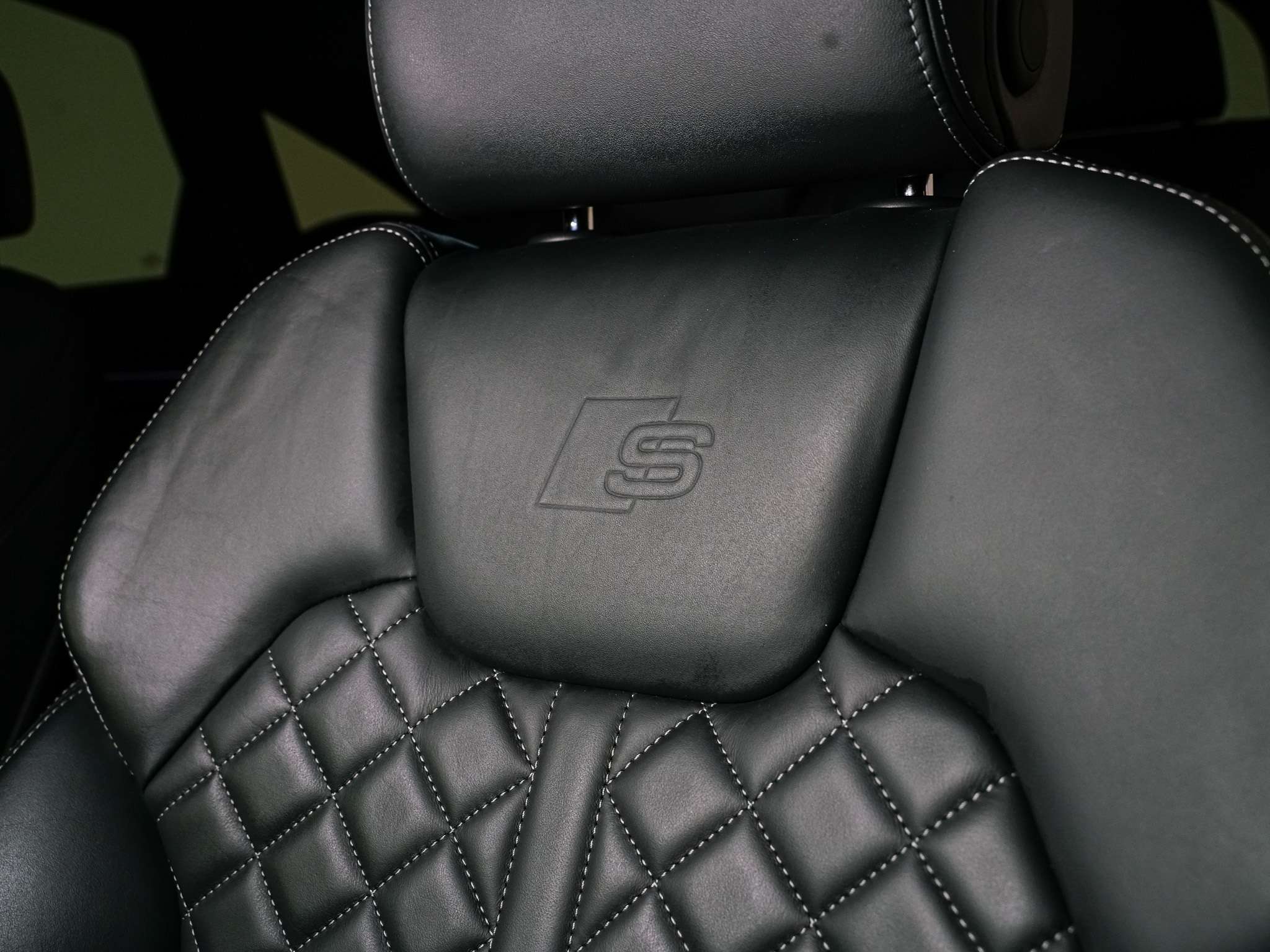 used 2022 Audi SQ5 car, priced at $42,900
