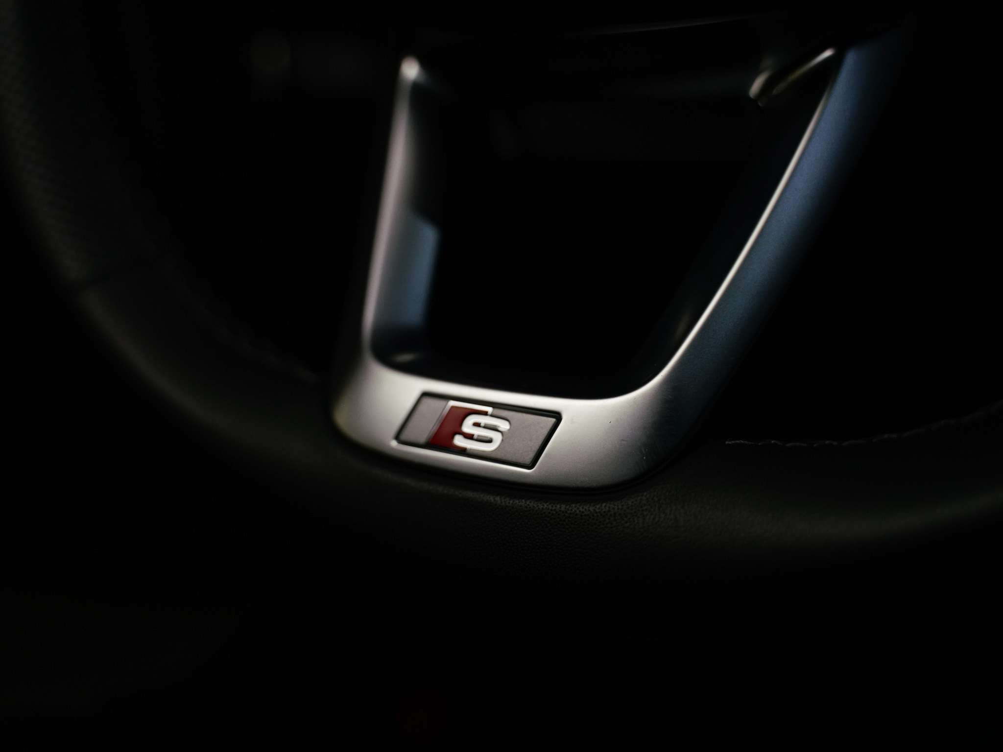 used 2022 Audi SQ5 car, priced at $42,900