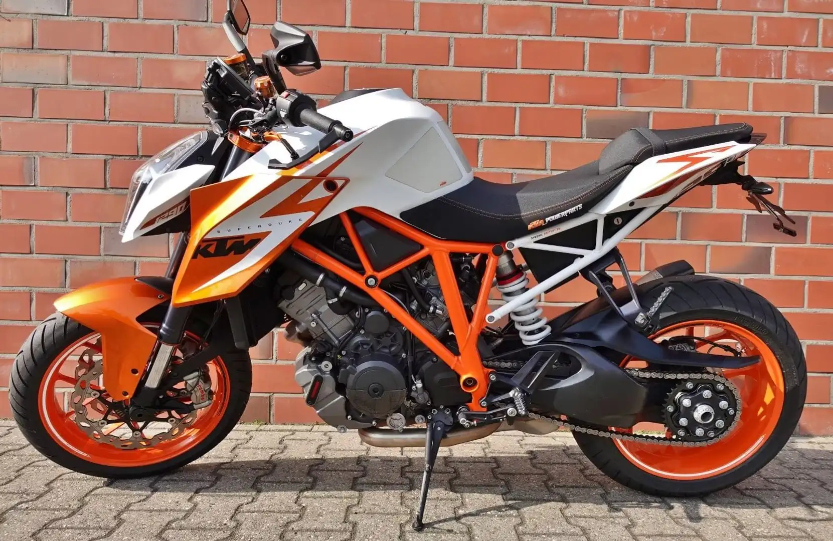 KTM 1290 Super Duke R Arancione - 1