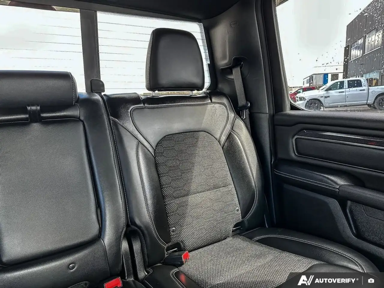 RAM 1500 снимка RAM 1500