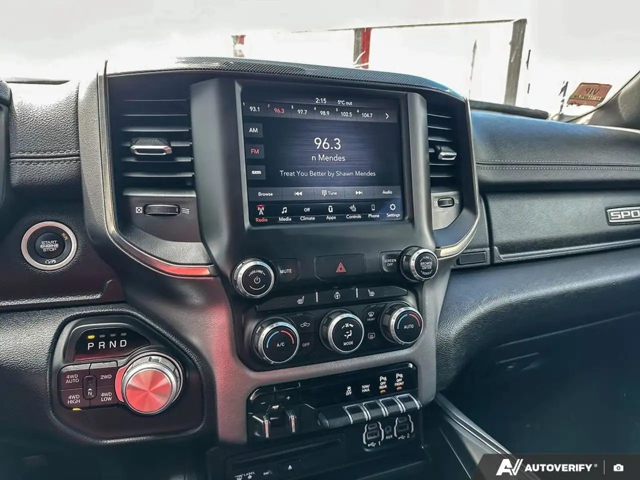 RAM 1500 снимка RAM 1500