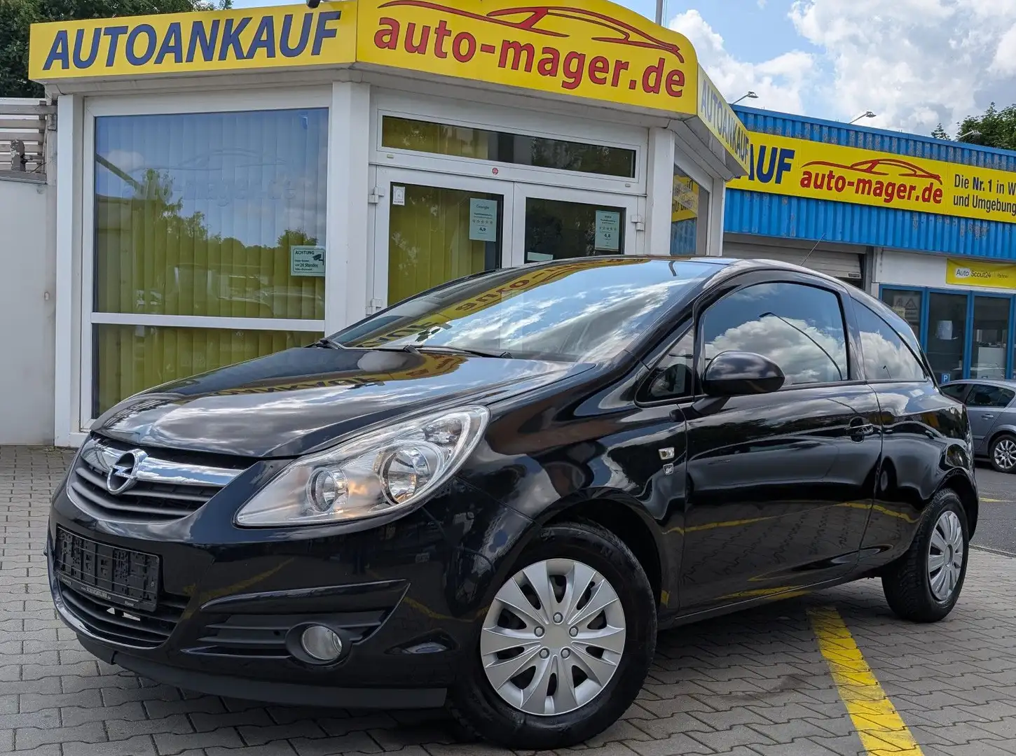Opel Corsa D 1.4*2Hd*Temp*FlexFix*Shz*Klima*TÜV*Garan Černá - 1