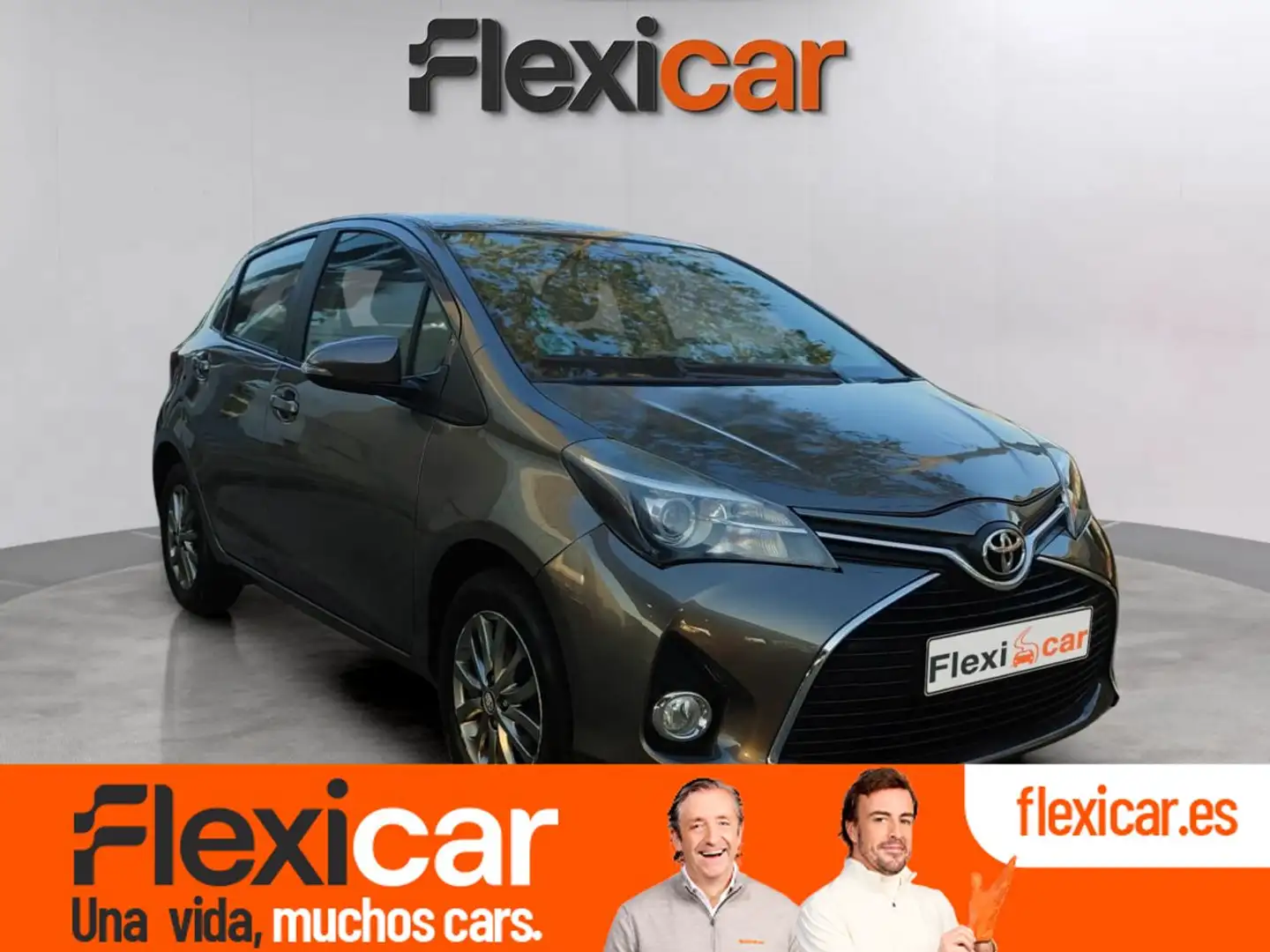 Toyota Yaris 1.3 Active Gris - 1