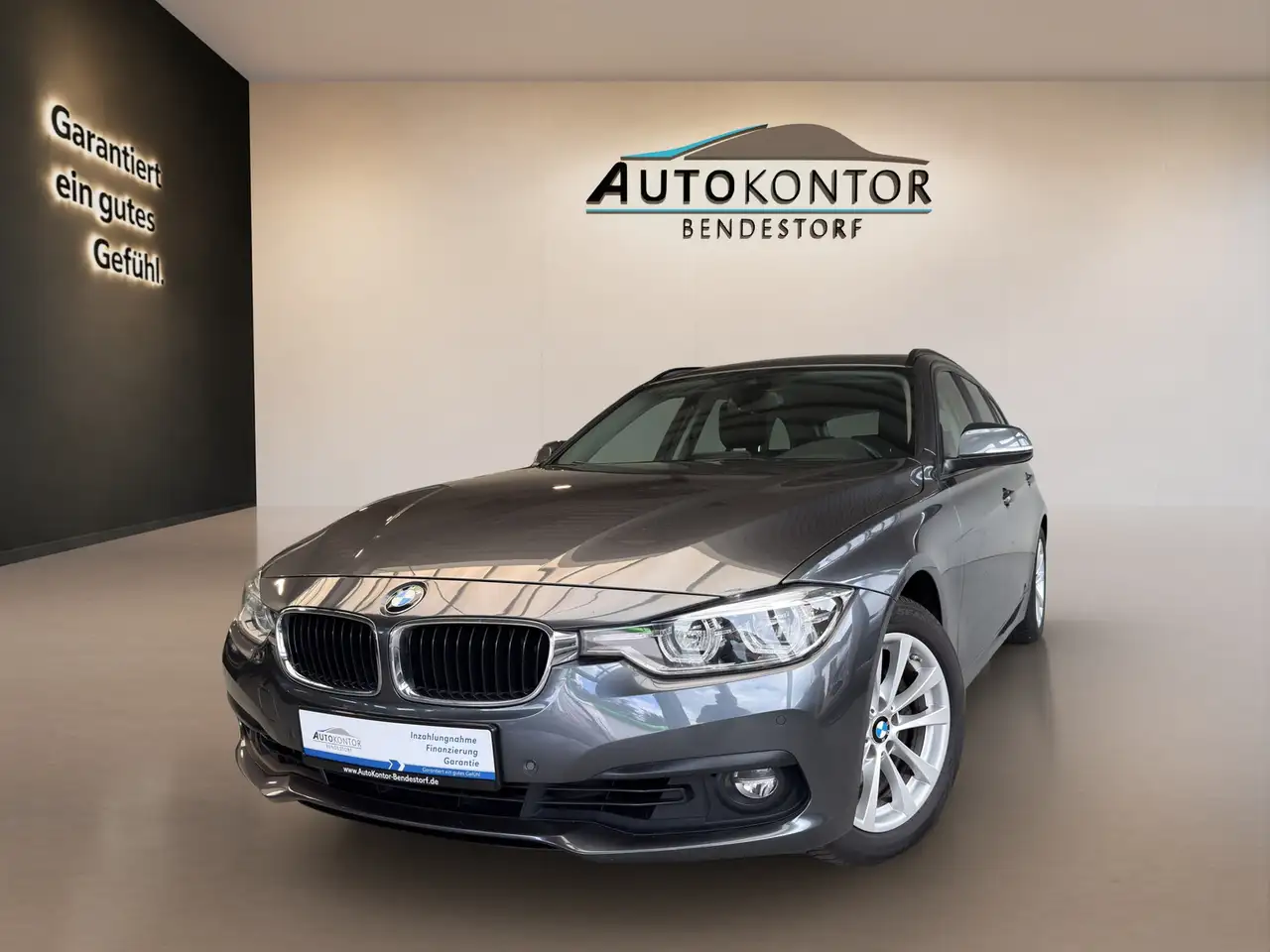BMW 330i ADVANTAGE - 252ch - VOLANT CUIR