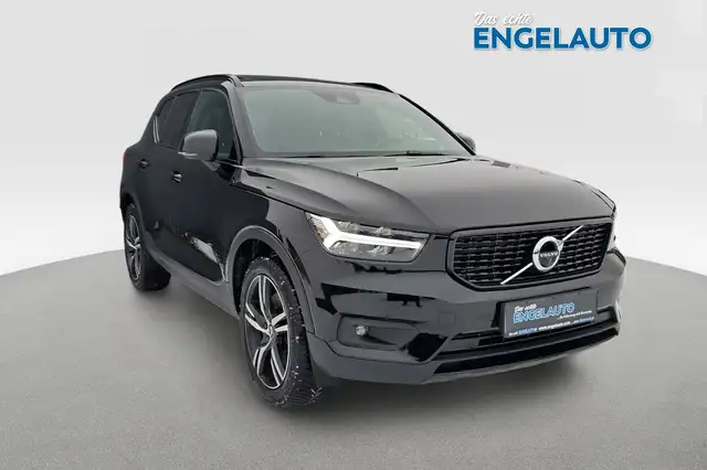 Volvo XC40 R Design 2WD LED STHZ 360° 19 ZOLL