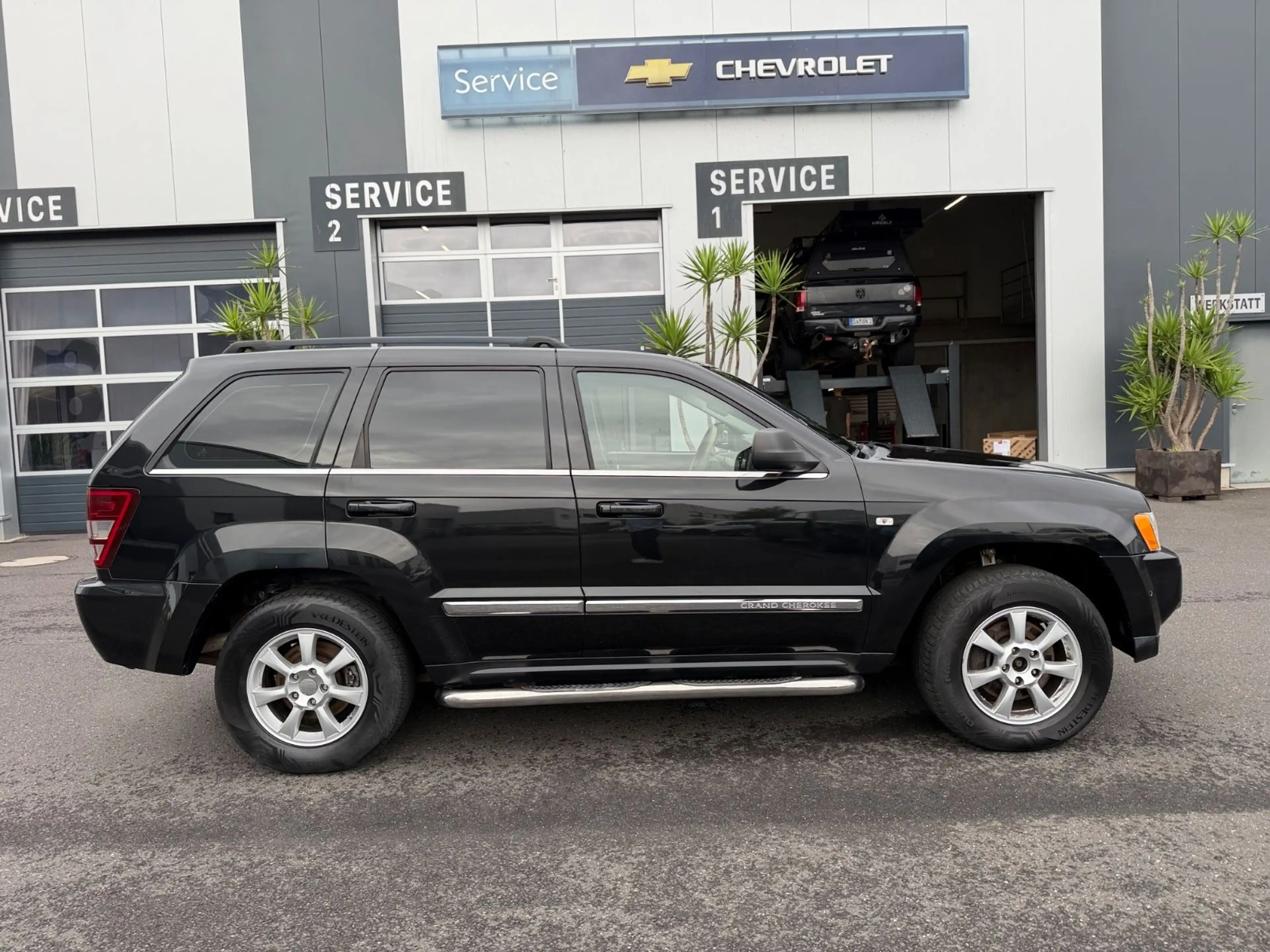 Jeep Grand Cherokee 5.7 V8 Limited HEMI LPG — photo 10