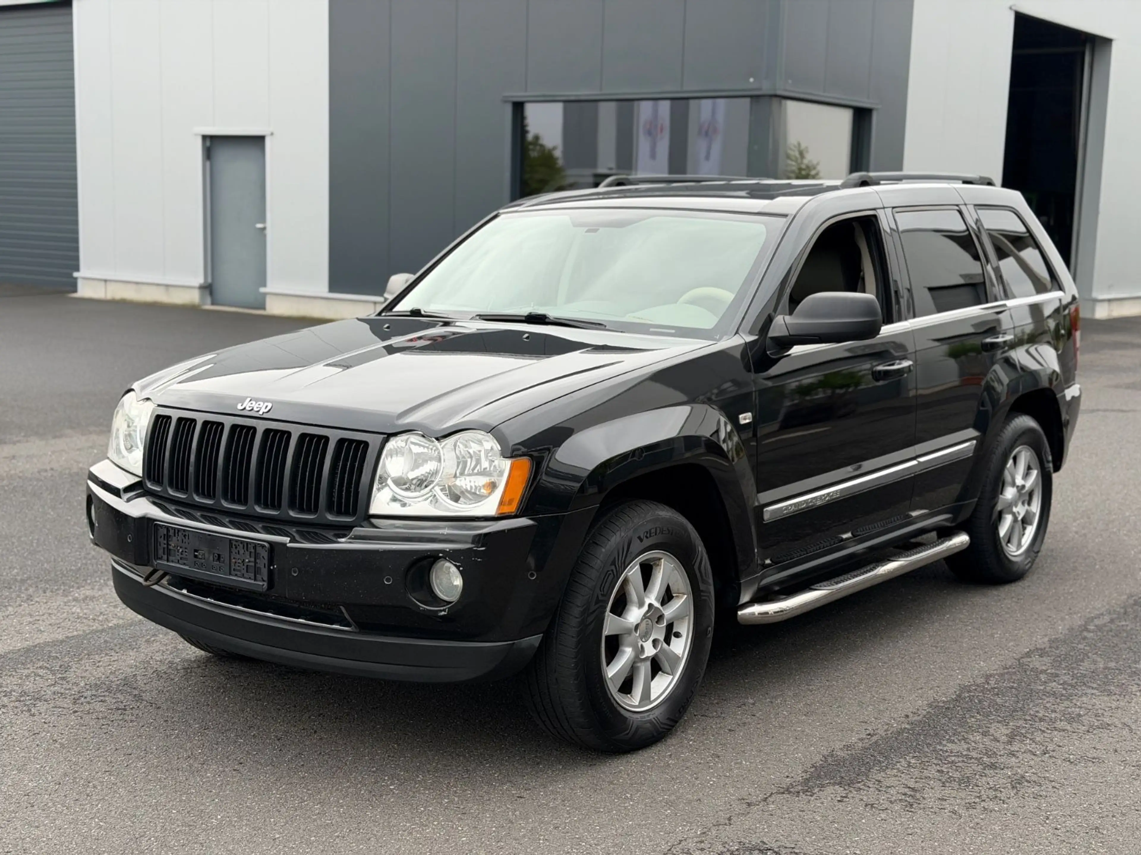 Jeep Grand Cherokee 5.7 V8 Limited HEMI LPG — photo 4