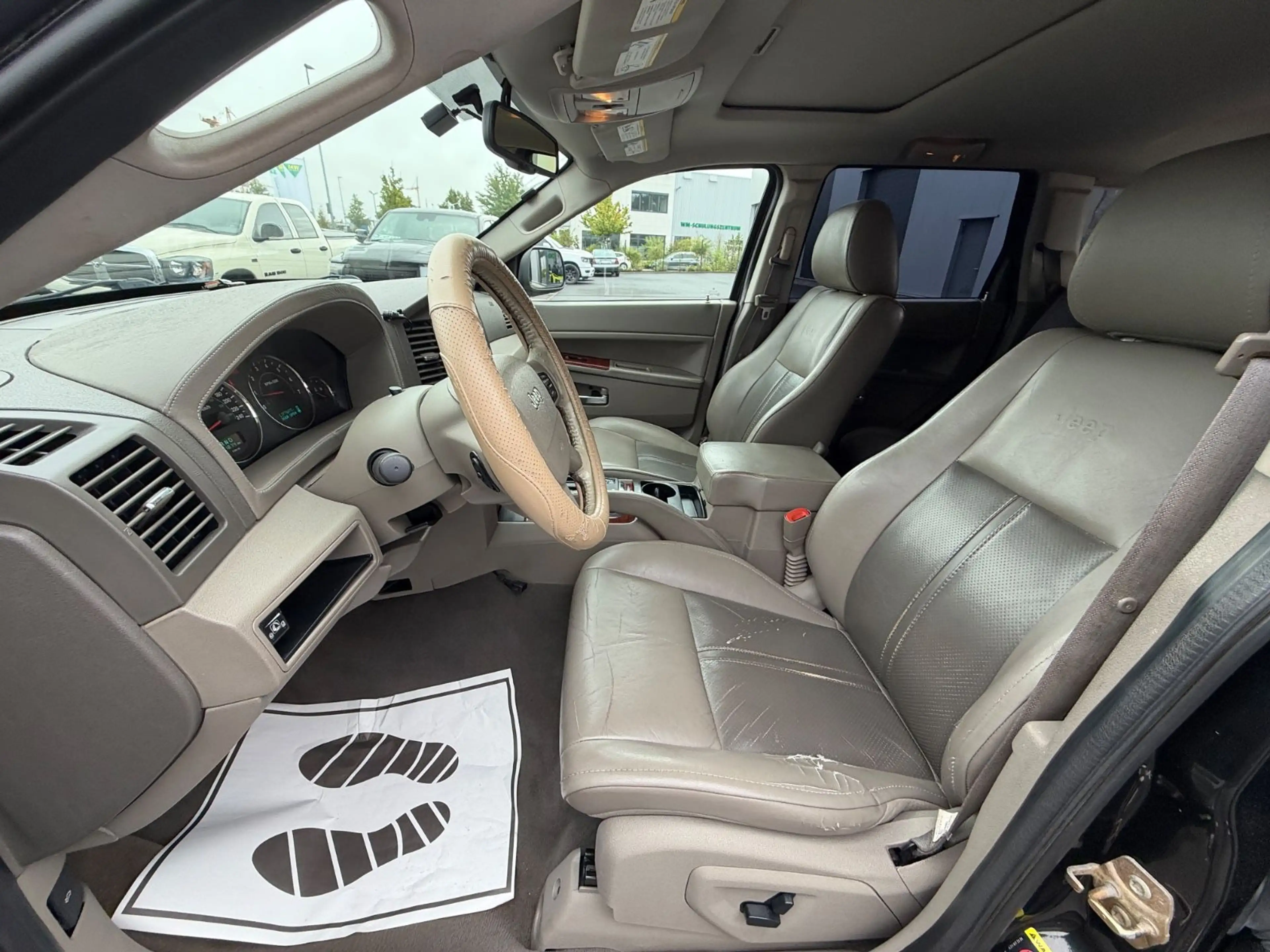 Jeep Grand Cherokee 5.7 V8 Limited HEMI LPG — photo 11