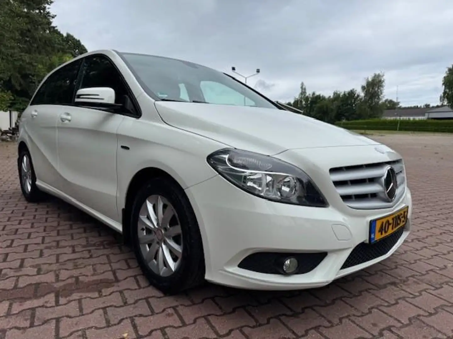 Mercedes-Benz B 180 AUTOMAAT TREKHAAK/AIRCO/APK Білий - 1