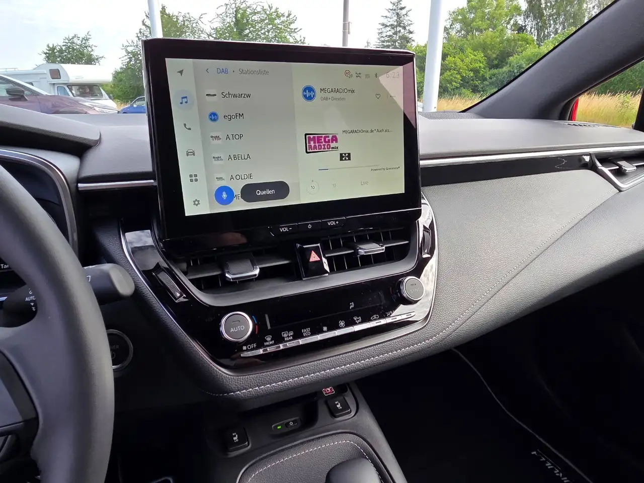 Toyota Corolla TS 1.8l Hybrid Teamplayer Technik-Paket 14
