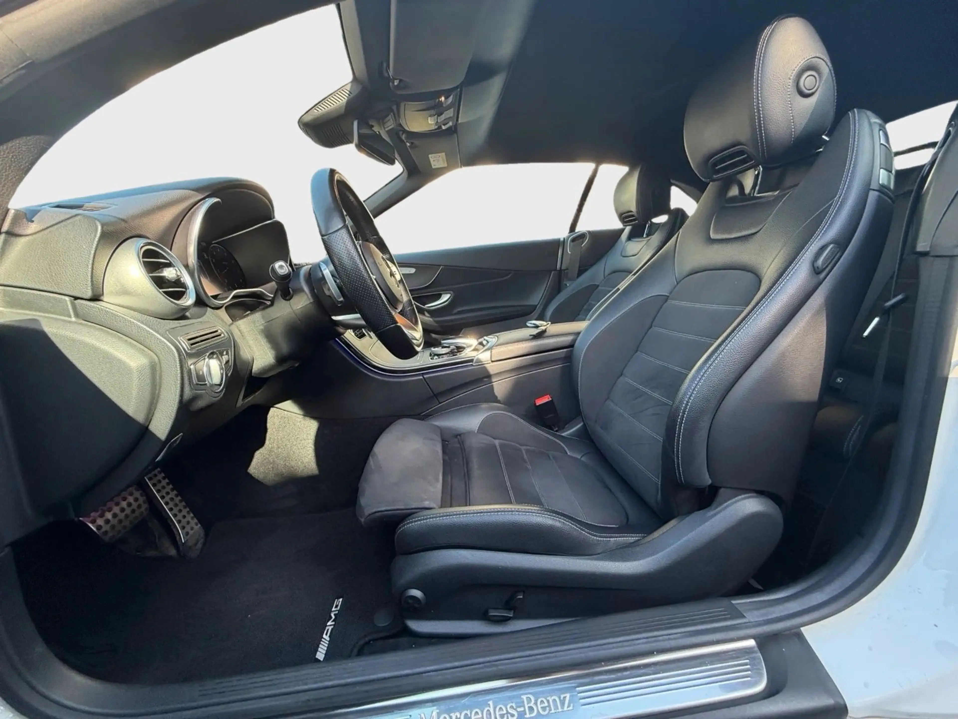 Mercedes-Benz C 180 Cabrio AMG Line Digitales Tacho Night — photo 11