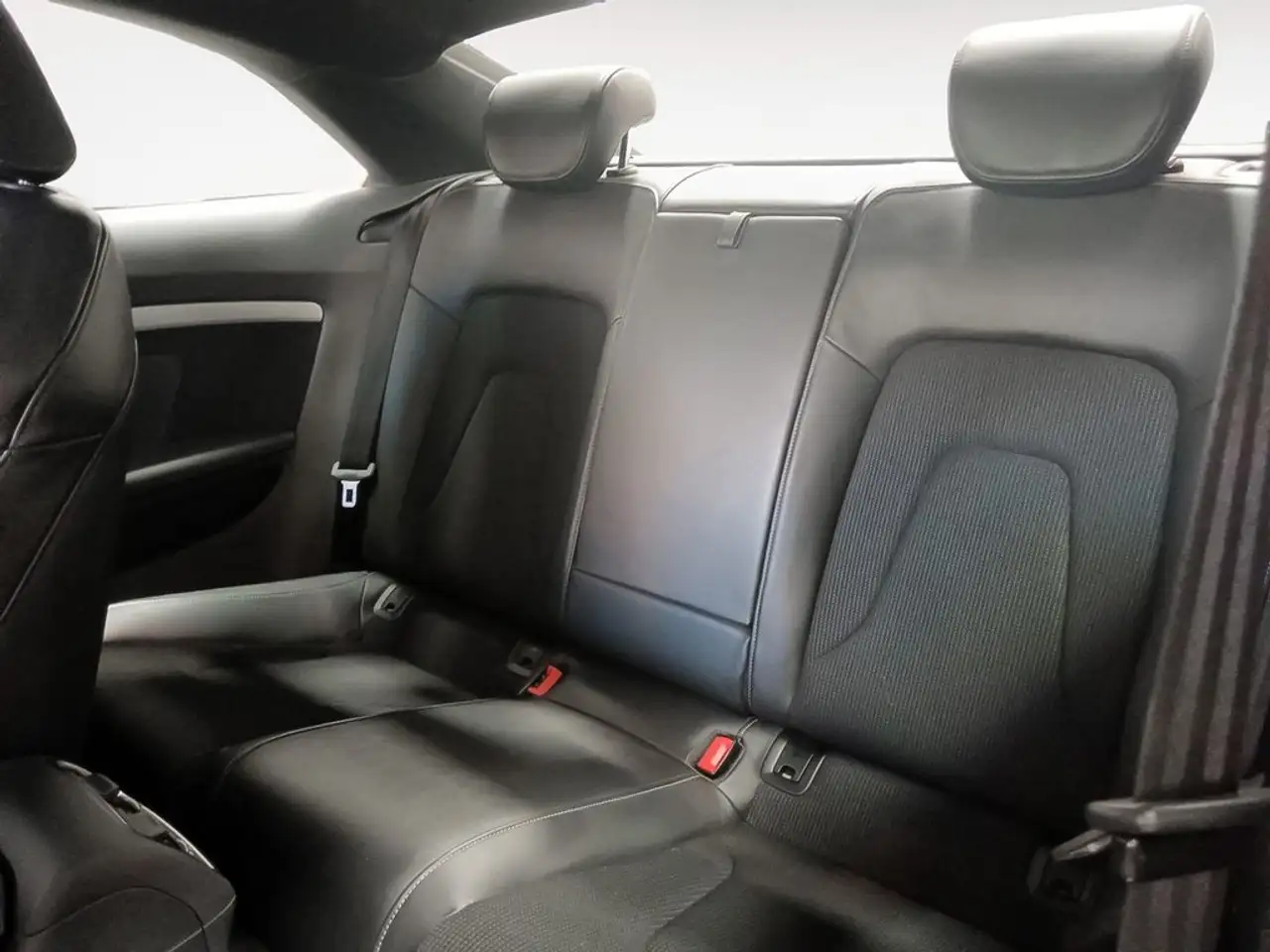 2016 Audi A5 Coupé 2.0TDI S line edition Mult. 190, photograph 12