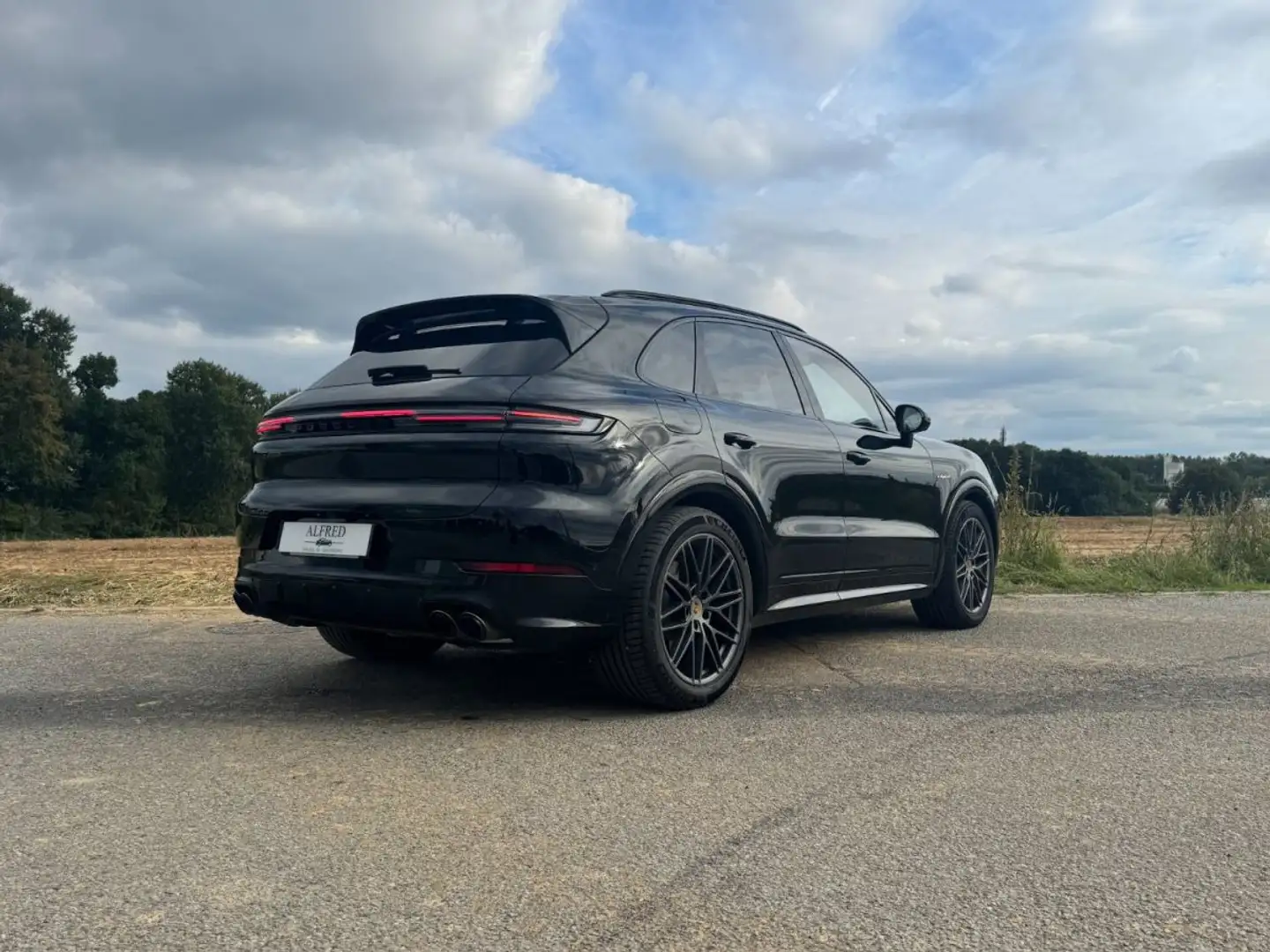 Porsche Cayenne Cayenne 3.0 V6 470ch E-Hybrid Noir - 2