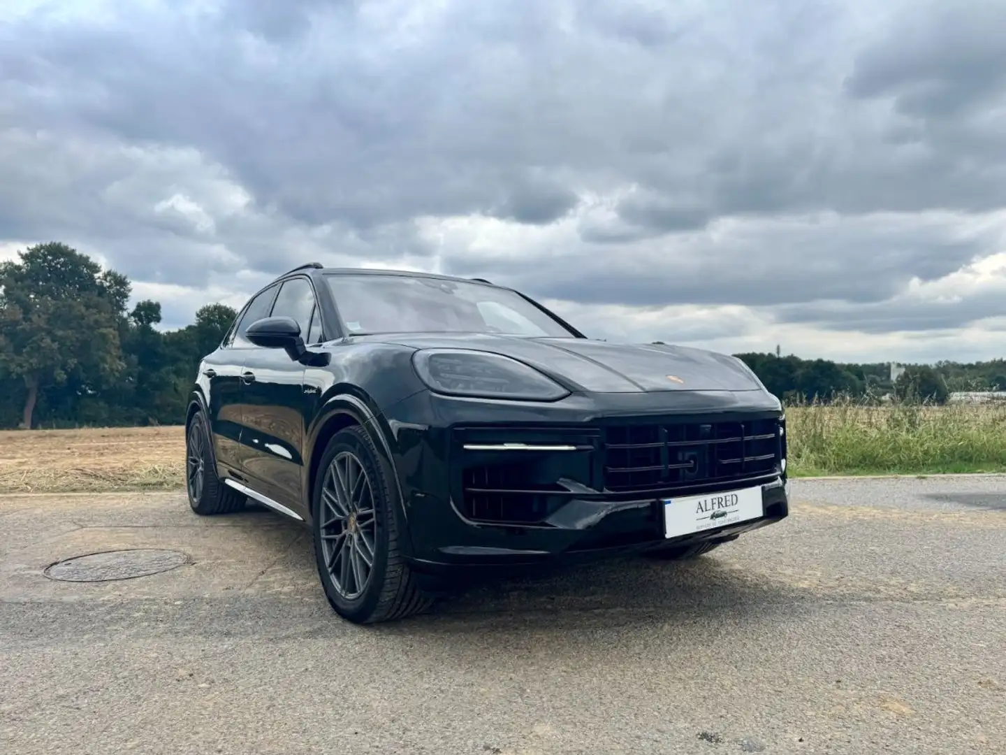 Porsche Cayenne Cayenne 3.0 V6 470ch E-Hybrid Noir - 1