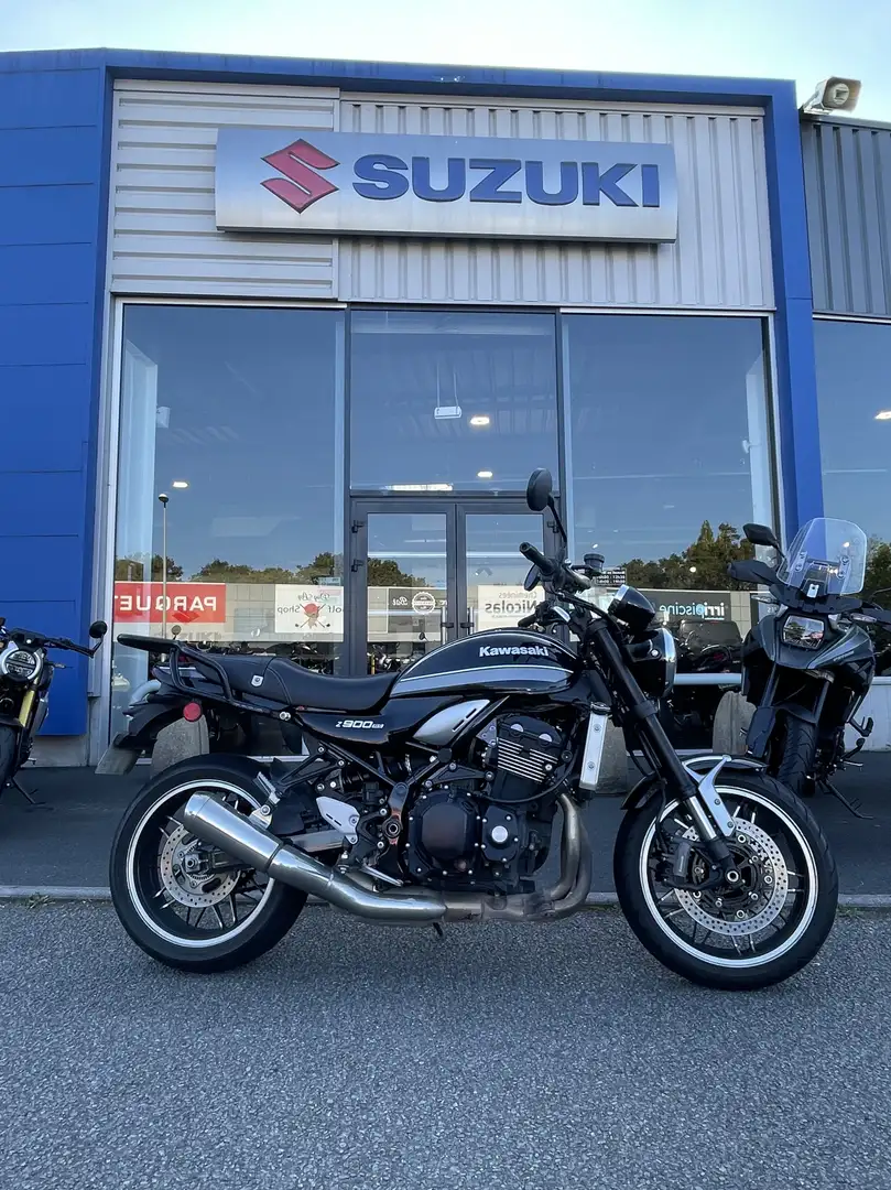 Kawasaki Z900RS - 1